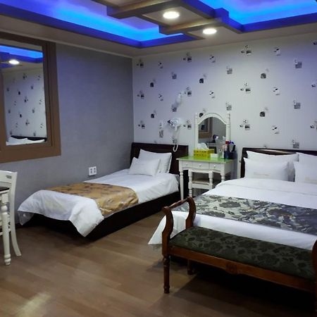 Tiffany Motel Mokpo Esterno foto