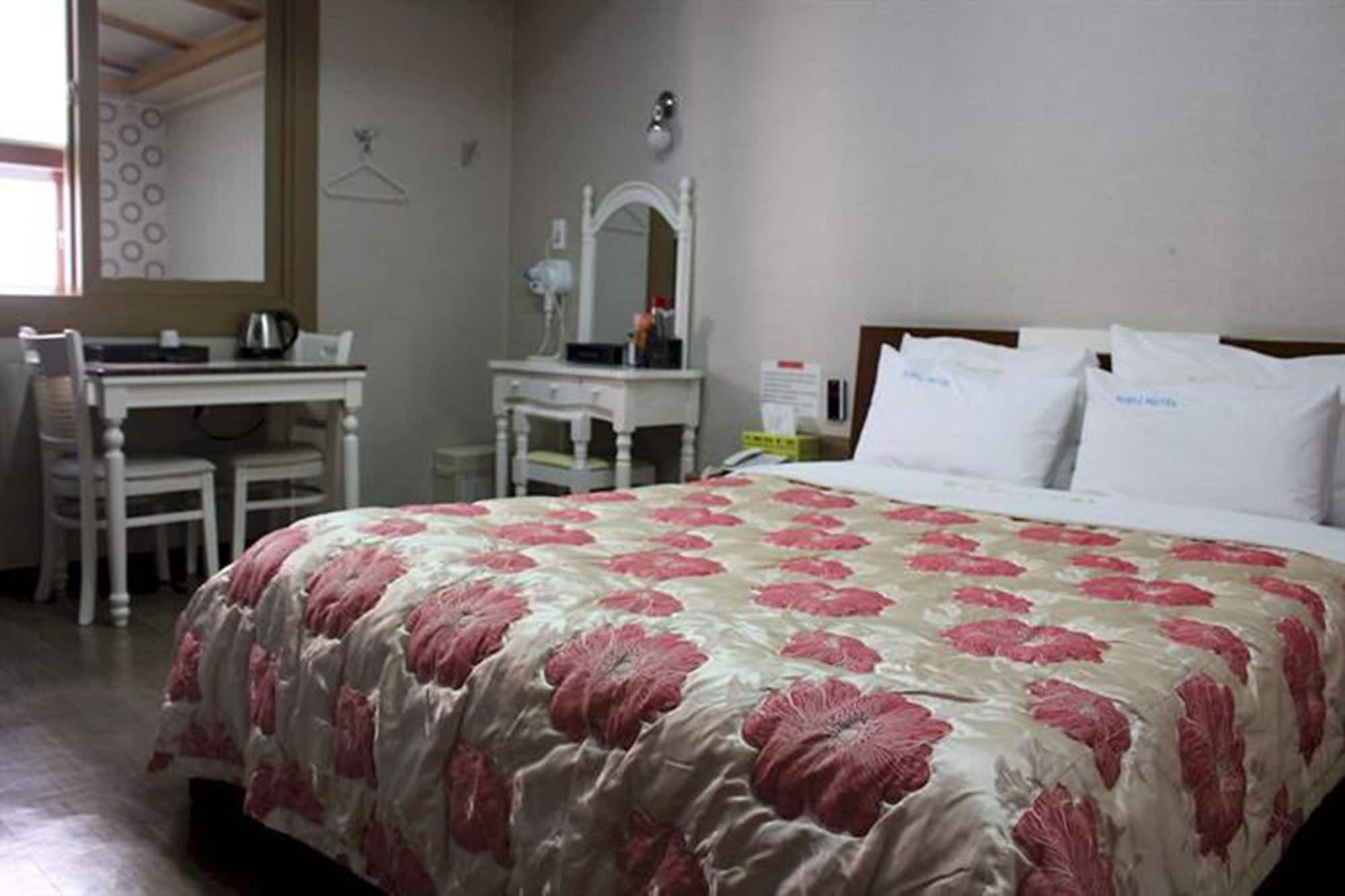 Tiffany Motel Mokpo Esterno foto